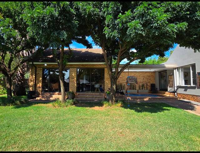 3 BEDROOM HOUSE FOR SALE IN VAALPARK